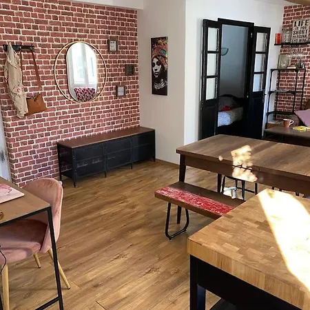 Moderne - Wifi - A Pied - Marche Provencal